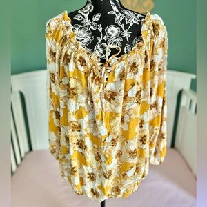 Maurice’s 1XL floral top